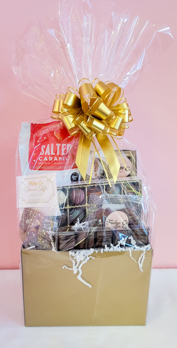 Gold Deluxe Gift Basket