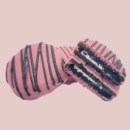Red Velvet Chocolate Dipped Oreo