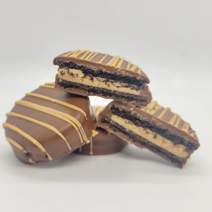 Peanut Butter Chocolate Dipped Oreo