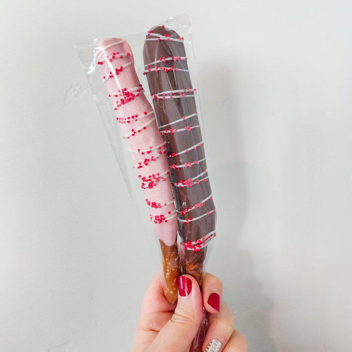 Caramel Pretzel Rods