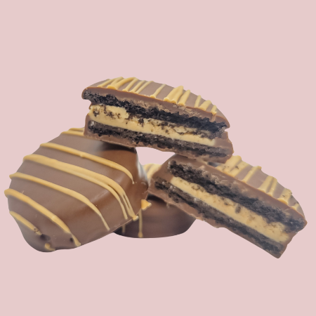 Peanut Butter Chocolate Dipped Oreo